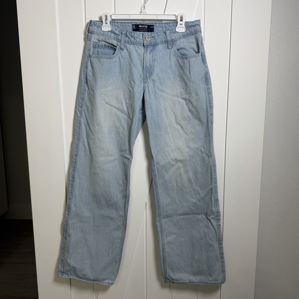 Hollister Low Rise Baggy Jeans Women's Size 4R W27R 100% Cotton Light Wash Blue